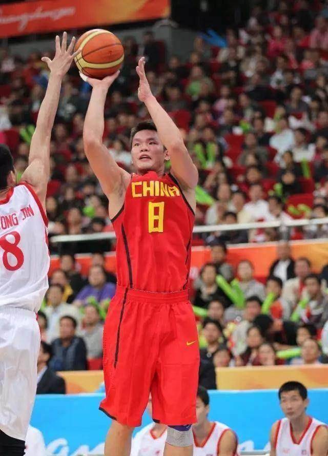 朱芳雨宣布退役,宏远俱乐部该不该给八冠功臣办球衣退役仪式?