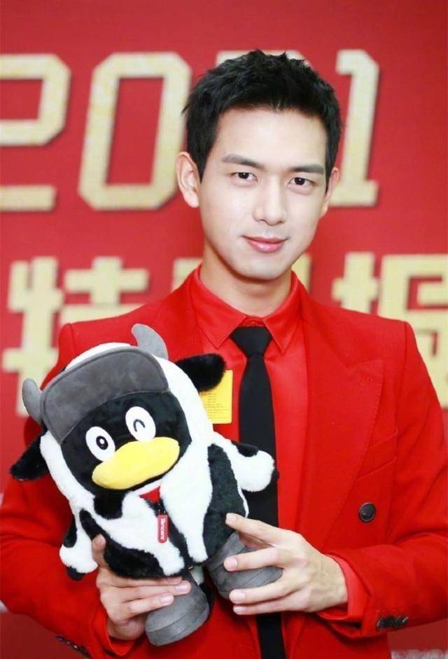 杜江晒嗯哼帅照:人送外号小李现,一旦接受这个设定_孩子_网友_模样