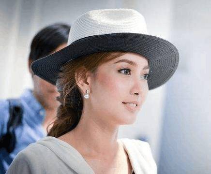 这几位泰剧当红明星:家庭背景强大,学历高,而且生活富足优渥_pong