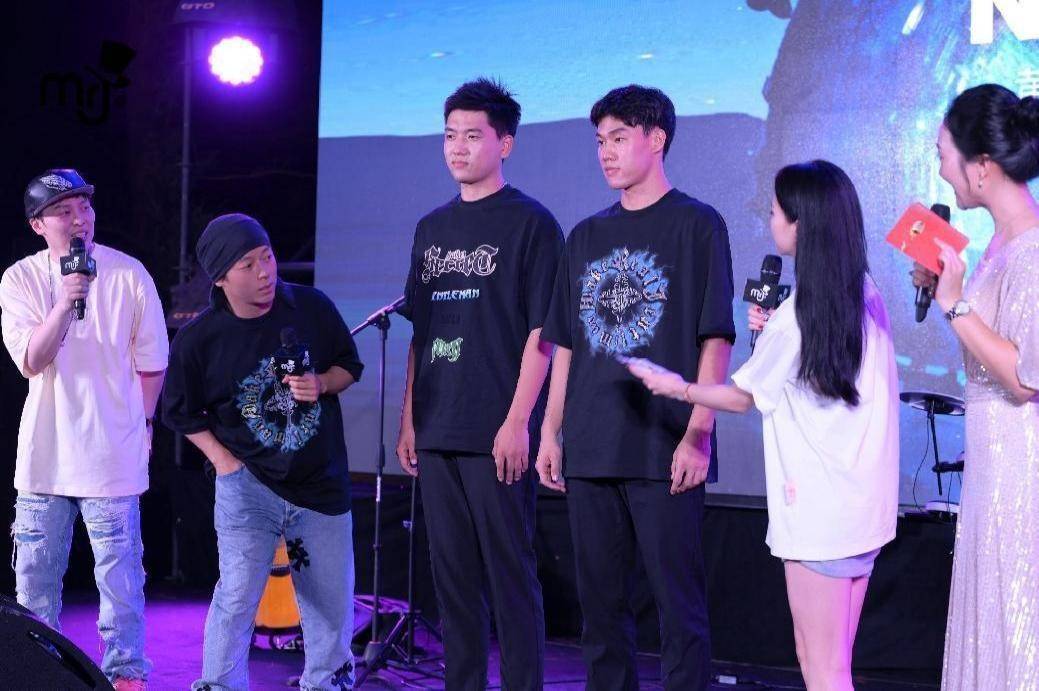 周杰伦原创品牌mrj空降三亚"黄金秘 密"之夜引燃盛夏多巴胺_活动_系列