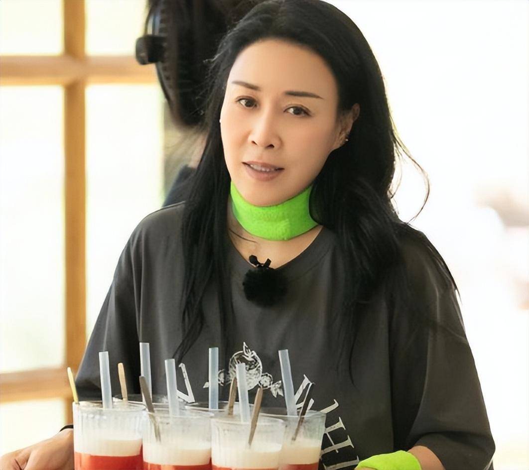 《王牌8》新阵容曝光,新晋2男1女,贾玲华晨宇退出被说_节目_网友_因为