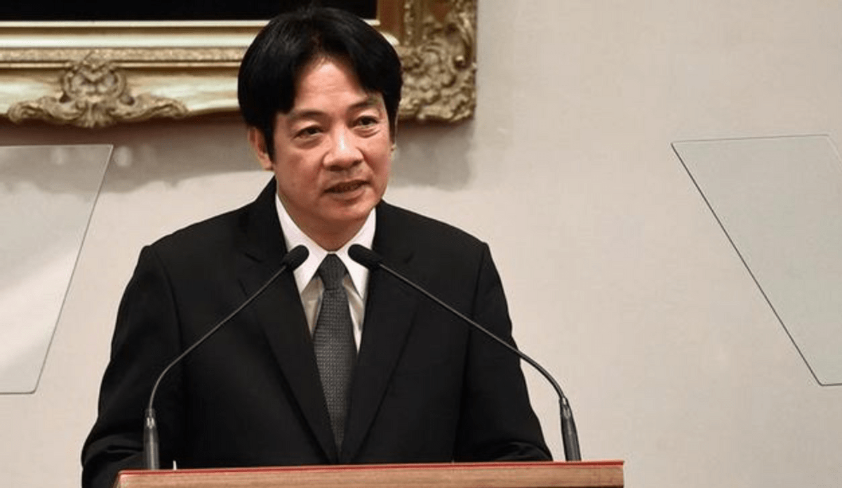 安倍的忌日到了,民进党又开始献媚,赖清德要做"第二个李登辉"_蔡英文