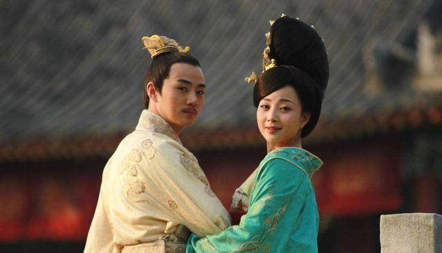 李世民纳了弟媳杨氏,为何不肯收下嫂子郑观音_李元吉_儿子_李建成