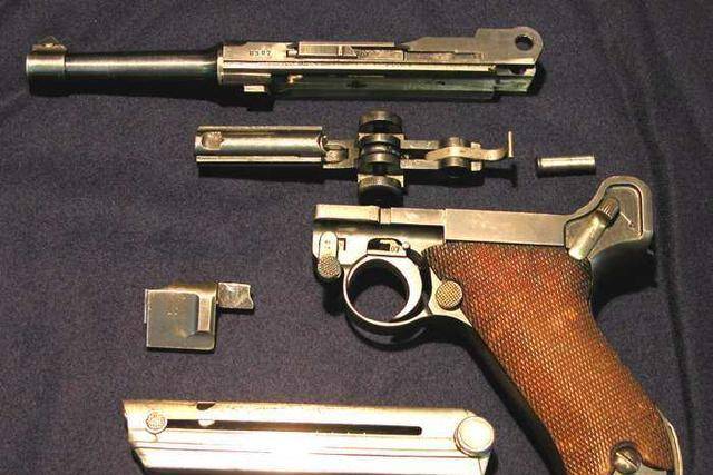 这一款德国手枪让美国大兵如痴如醉_鲁格_半自动手枪_全枪