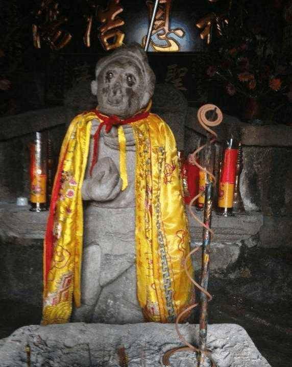 孙悟空墓里挖出了金箍棒?