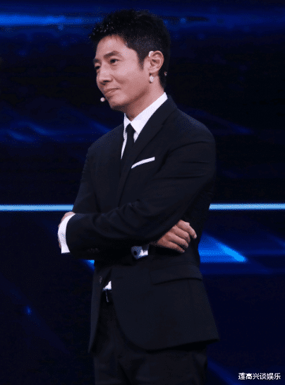 撒贝宁问刘德华:为啥周星驰叫星爷,你叫华仔?