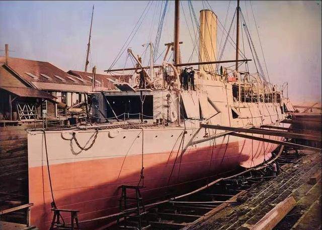 小船扛大炮的"超勇"级撞击巡洋舰_口径_火炮_射击