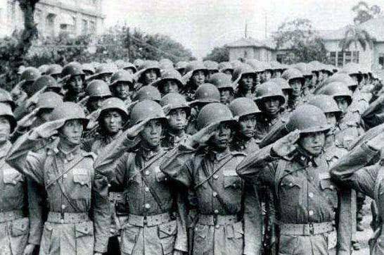 18师朱耀华部坚守大场,苦战竟日,其师朱耀华将军在大场失陷后自杀殉国