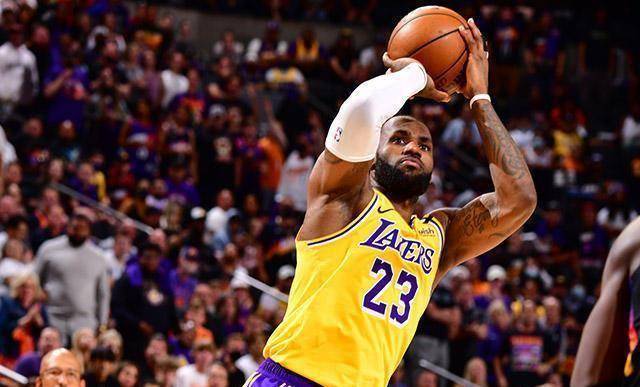 拒绝15分大逆转,詹姆斯捶胸怒吼!