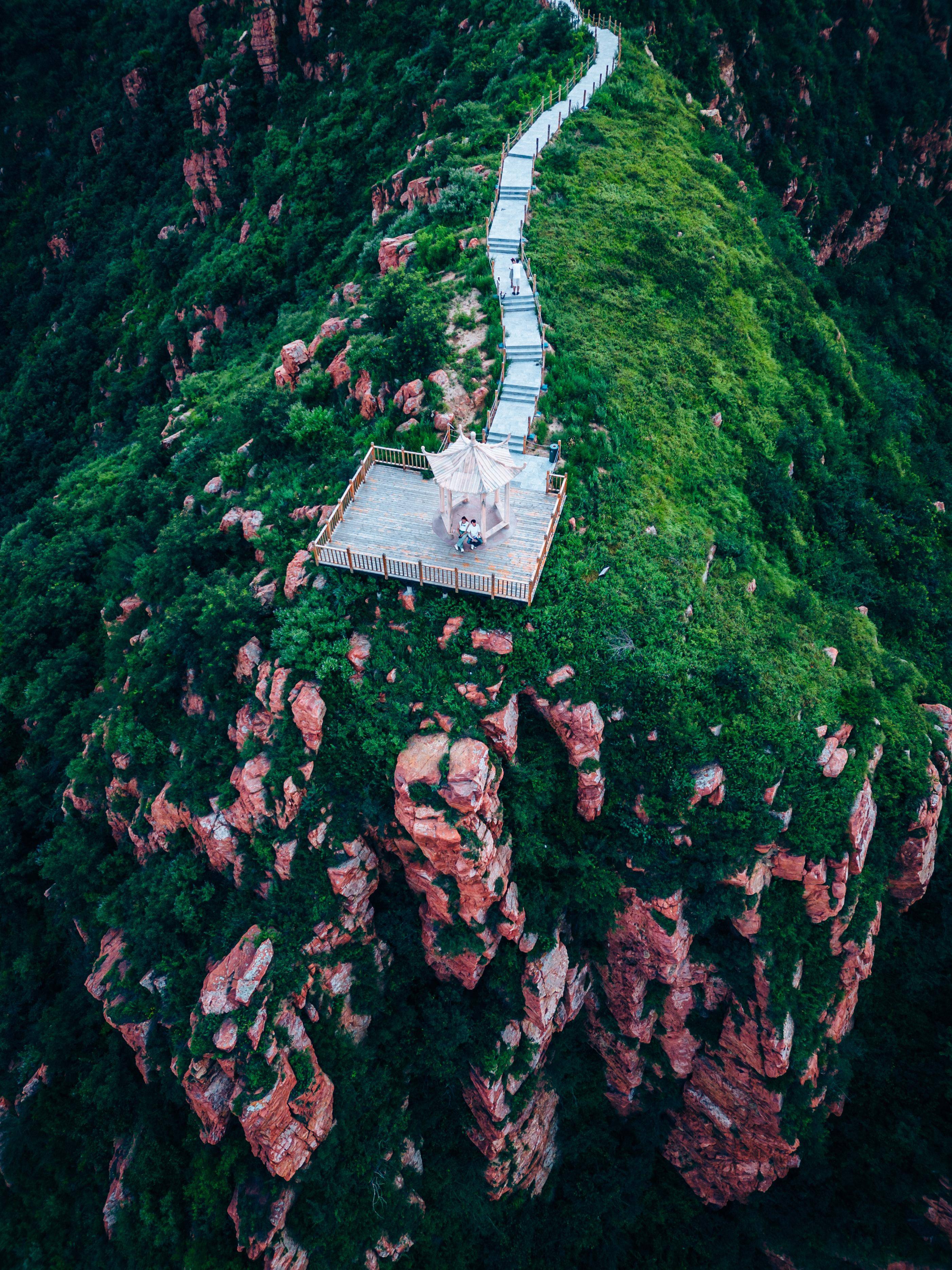 河南伏羲山悬崖天梯图片