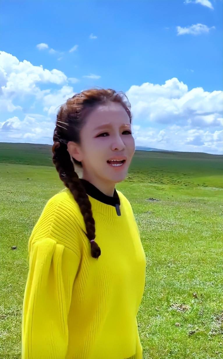 朱迅:睹物思人,在《你好生活4》录制现场因想念母亲而嚎啕大哭_云朵