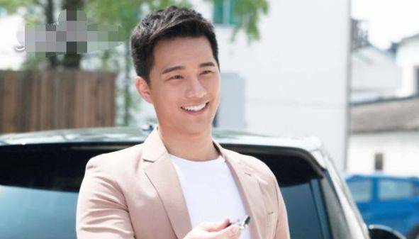 却选择在女儿两个月剃度出家,妻子是著名男神收割机_徐志贤_明星_中国