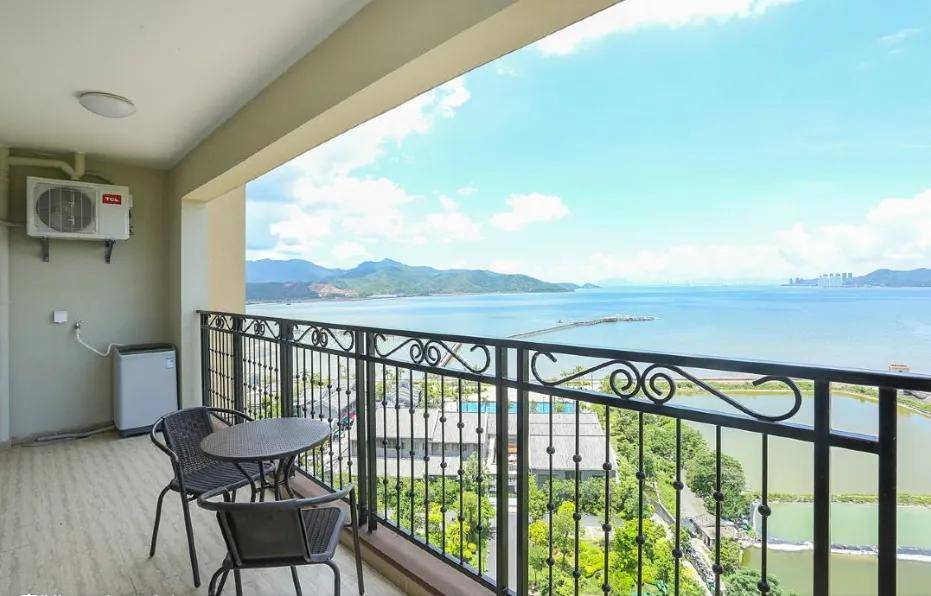 【惠东秘境】入住海景房,徒步山海之旅,浮潜浆板,赶海,体验高端帆船