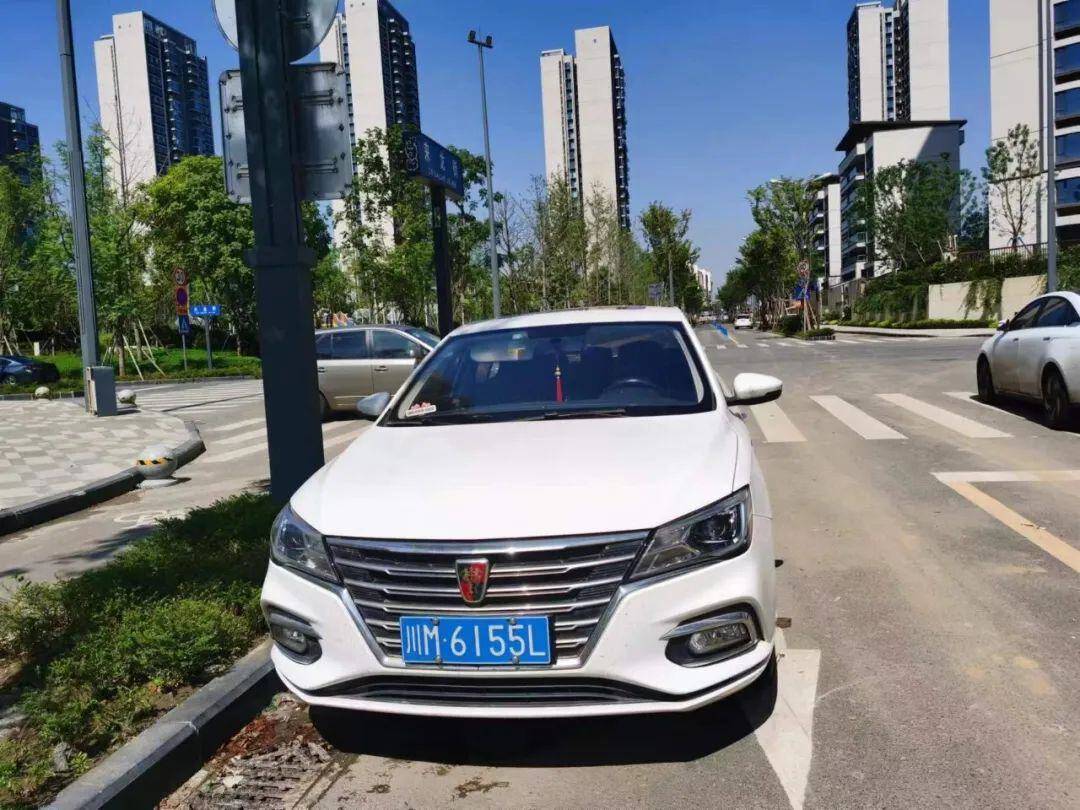 龙泉驿区这些"豪车"被曝光了_违法_地点_车辆