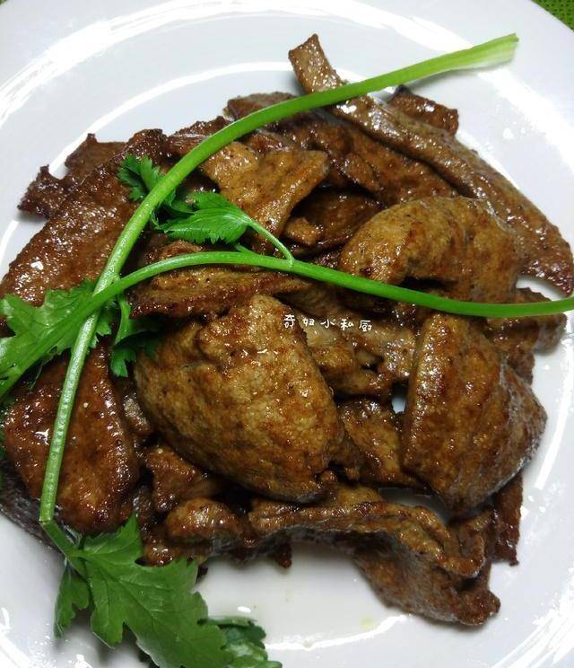 炸猪肝这样做,鲜香,清甜,口感超级嫩,又简单_备用_水分_食材