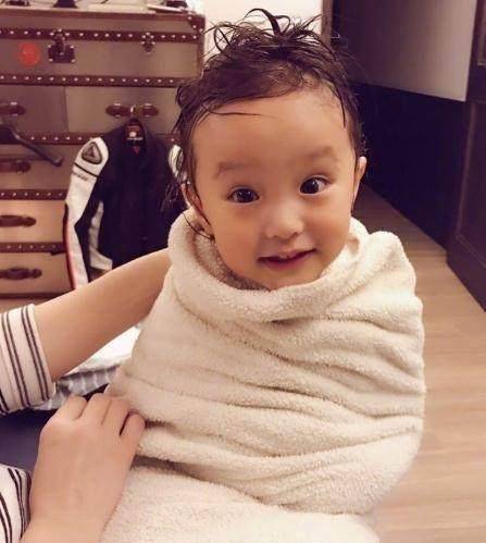 欧弟老婆怀二胎,网友:他不是和马思纯在一起吗?_祝福_大张伟_意思