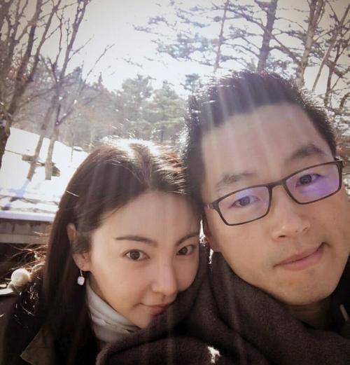 女神张雨绮,《脱口秀大会》公开谈感情,感情真的可以无缝衔接?