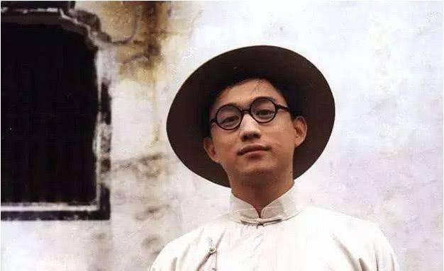 民国三大渣男,个个阅女无数,最后一个害死一对姐妹花_郭沫若_胡兰