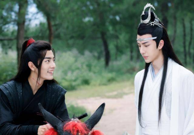 王一博团队碰瓷柏原崇惹其粉丝不满,柏原崇粉丝发帖拒绝捆绑!