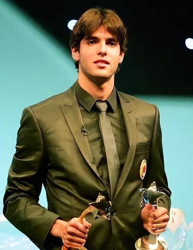 天选之子——卡卡_于米兰_球员_欧洲冠军联赛