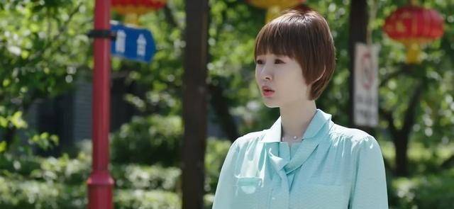 在《乡村爱情13》里,大个非常喜欢小爽,一直想法要追求小爽.