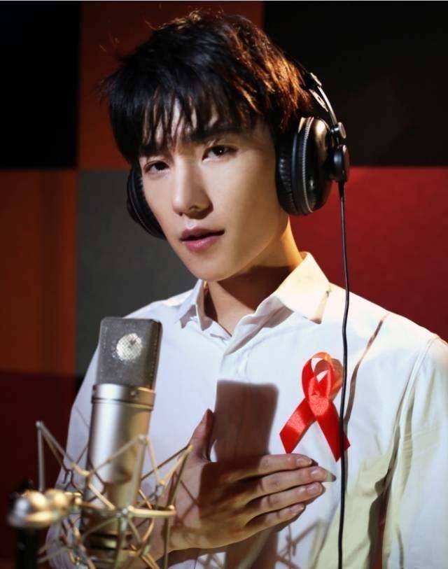 杨洋:这么帅的一个小鲜肉,征服大家的却是行动!