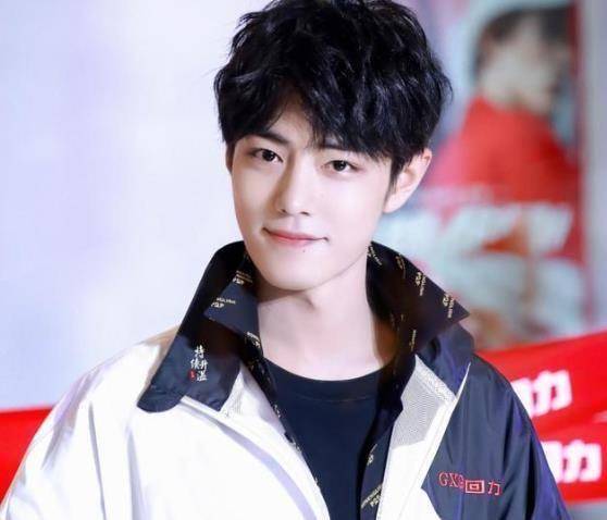 原来的肖战还未现身,但凭借《奇妙之城》宣传片登顶综艺实力榜_因为