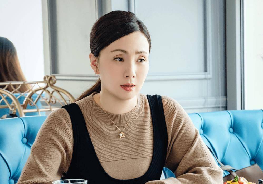 原本"一个人清醒"的陶虹,终于为自己的"贪婪"付出了代价_陶红_花样