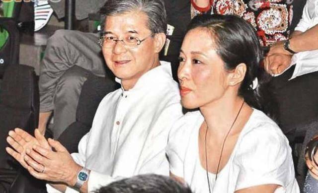 罗康瑞:为娶朱玲玲抛弃原配,儿子拒绝继承家产,连结婚都不请他_父亲
