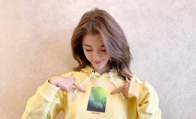 吴千语作品虽然不多,但是每一部片都比较值得去看一看比如说《赏金