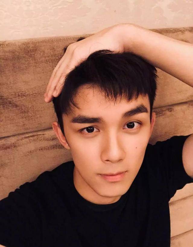 吴磊口碑断崖式下跌?_袁姗姗_资源_方面