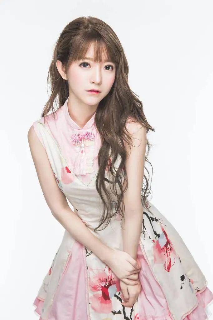 美少女",网友称朴善慧是从漫画里走出来的洛丽塔_yurisa_lolita_时尚