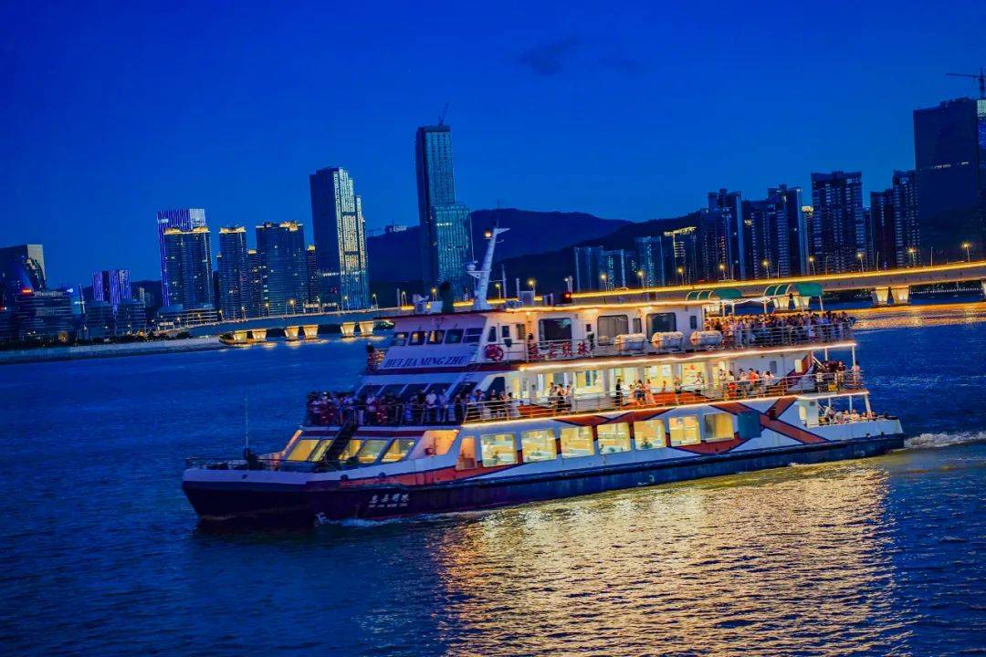 到珠海坐游轮不用签证游澳门,沿途全是绝色美景_大桥_旅游_码头