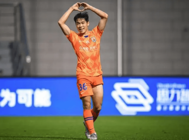 韦世豪,段刘愚互换东家!