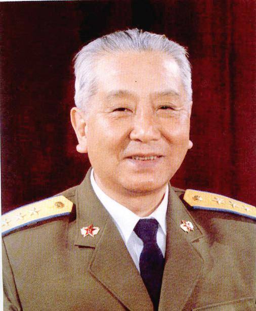 88授衔仍健在的上将:一位国防部长,一位空军司令,一个军区政委_解放军
