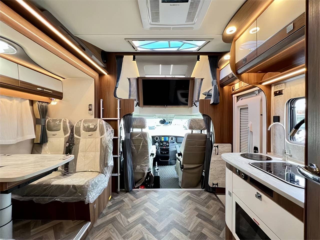 瑞弗V820巅峰版 高品质房车-2021款瑞弗v800价格