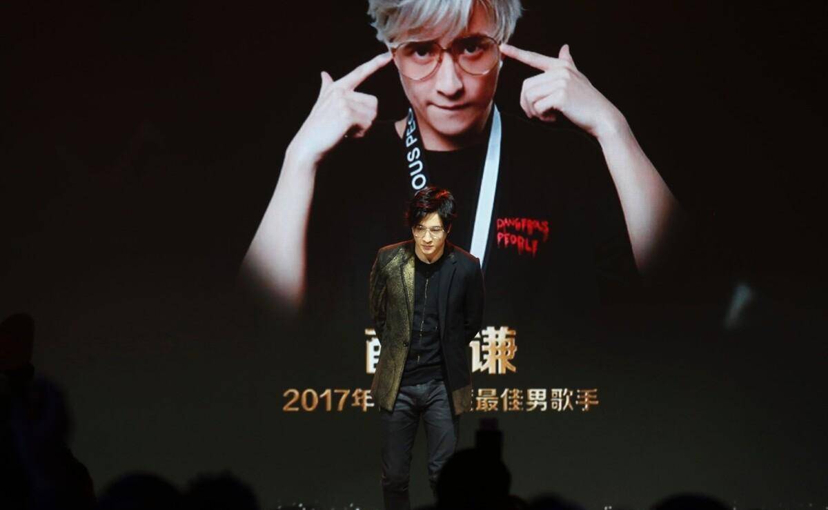 大张伟 的人生经历 摇滚乐 发展历程_大张伟禁播歌曲