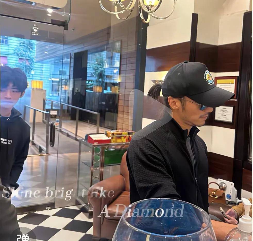 谢霆锋和张柏芝离婚后,儿子lucas 和quintus 一直跟妈妈生活,把儿子们