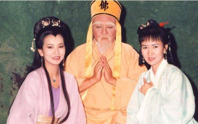 37年后再看赵雅芝,当年嫁给黄锦燊的决定是正确的_儿子_黄汉伟_黄元申