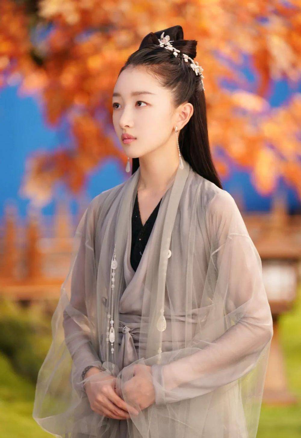 明明不适合古装,还非得去演?观众的命也是命啊_造型_美女_周冬雨