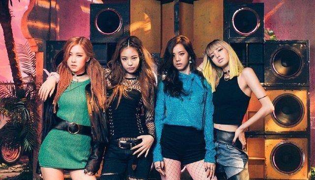 别老拿2ne1跟粉墨组合比_首歌_歌词_风格