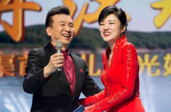 周涛突然退出电视,背后是隐瞒了14年的秘密,如今终于曝光_孩子_工作