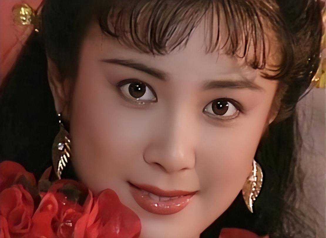 "最美妲己"傅艺伟的幻灭史:一步走错成阶下囚,她经历了什么_傅意伟