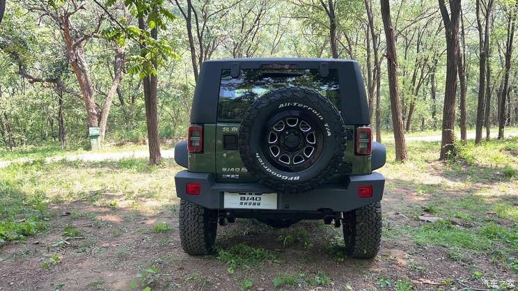 新款北京bj40雨林穿越版车型首发亮相_搜狐汽车_搜狐网