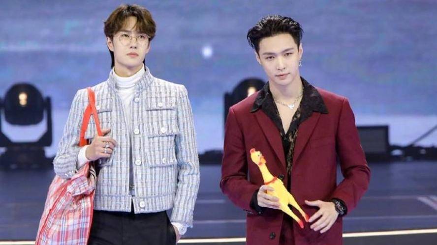 数字专辑销售总额破亿的歌手:肖战屈居第三,王一博超越周杰伦_销售额