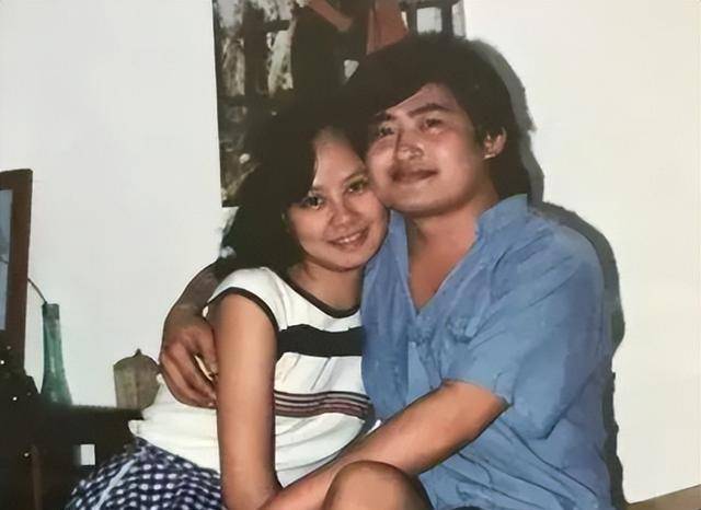 刘欢:和媳妇相识9天闪婚,相守35年,却依旧把普通妻子当做宝_音乐_卢璐