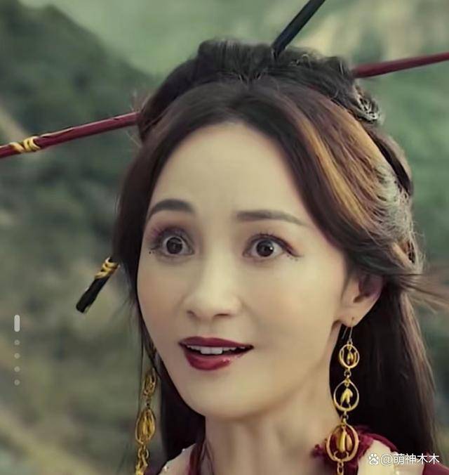 通过姚笛的社交平台,得知《封神祸商》是 2021 年开机,这也就能理解