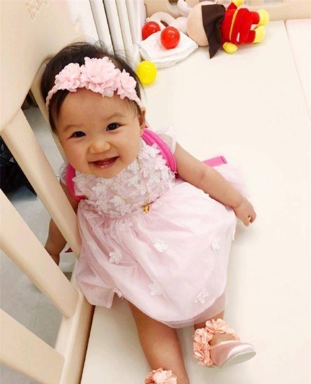 福原爱晒小时候照片爱拉酱就是妈妈的翻版,特别是葡萄眼_江宏杰_比赛