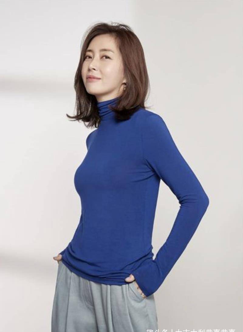 宋慧乔是好友,金喜善是姐妹,这位孩子他妈友情圈半径很大_宋允儿_电视