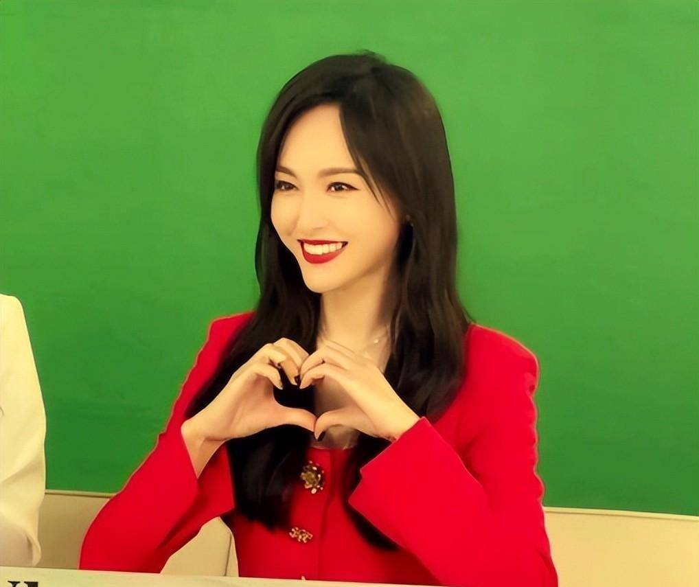 2021年之后,唐嫣将把大部分精力放在家庭上,但她之前的角色形象会被